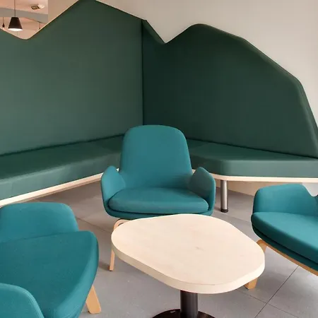 Kyriad Clermont-ferrand-sud - La Pardieu クレルモン・フェラン