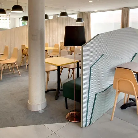 Kyriad Clermont-ferrand-sud - La Pardieu Hotell 3*