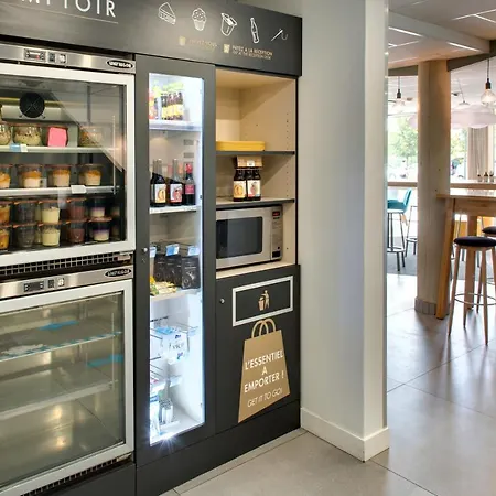 Kyriad Clermont-ferrand-sud - La Pardieu 3* クレルモン・フェラン