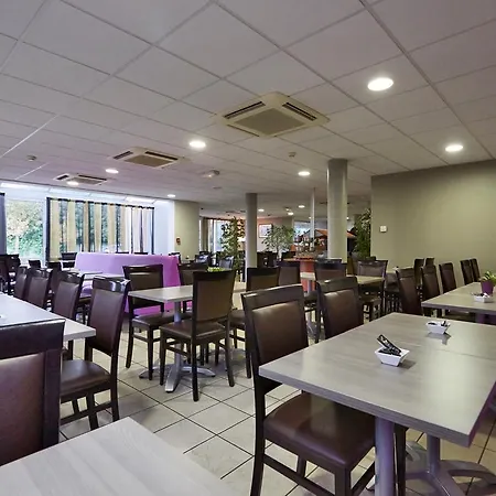 ホテル Kyriad Clermont-ferrand-sud - La Pardieu 3*