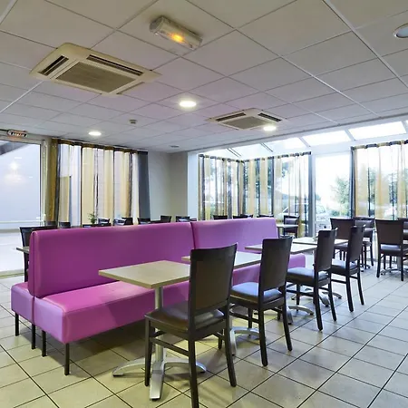 ホテル Kyriad Clermont-ferrand-sud - La Pardieu 3*