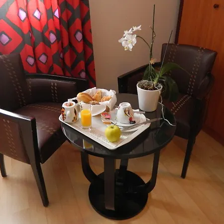 Kyriad Clermont-ferrand-sud - La Pardieu