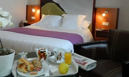 Ibis Styles Ferrand Sud La Pardieu 호텔 3*