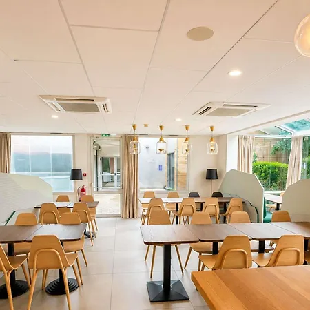 Ibis Styles Ferrand Sud La Pardieu מלון 3*