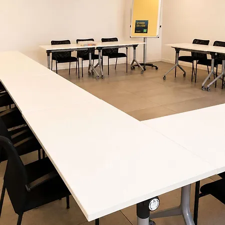 Szálloda Ibis Styles Ferrand Sud La Pardieu 3*