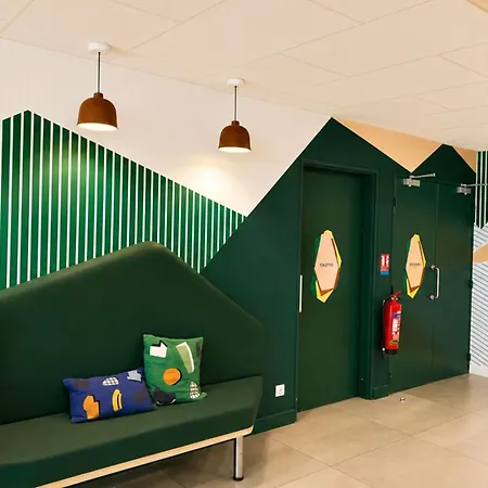 호텔 Ibis Styles Ferrand Sud La Pardieu 3*