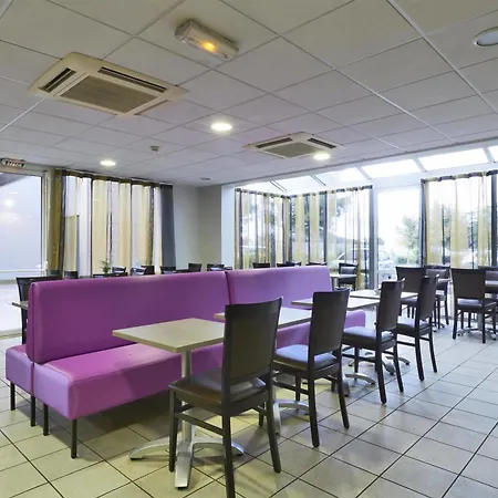 호텔 Ibis Styles Ferrand Sud La Pardieu 3*