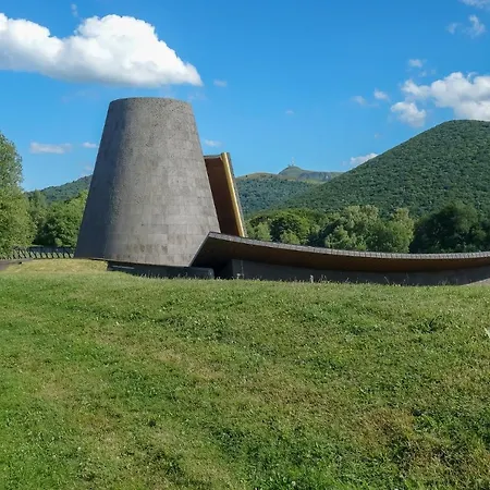 Kyriad Clermont-ferrand-sud - La Pardieu Hotell 3*