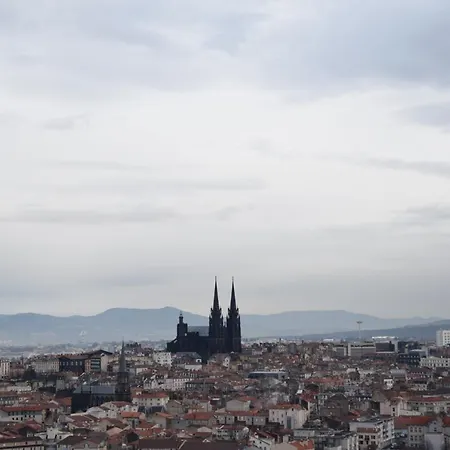 Kyriad Clermont-ferrand-sud - La Pardieu ホテル