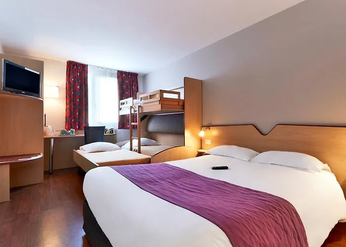 Kyriad Clermont-ferrand-sud - La Pardieu Hotell Clermont-Ferrand