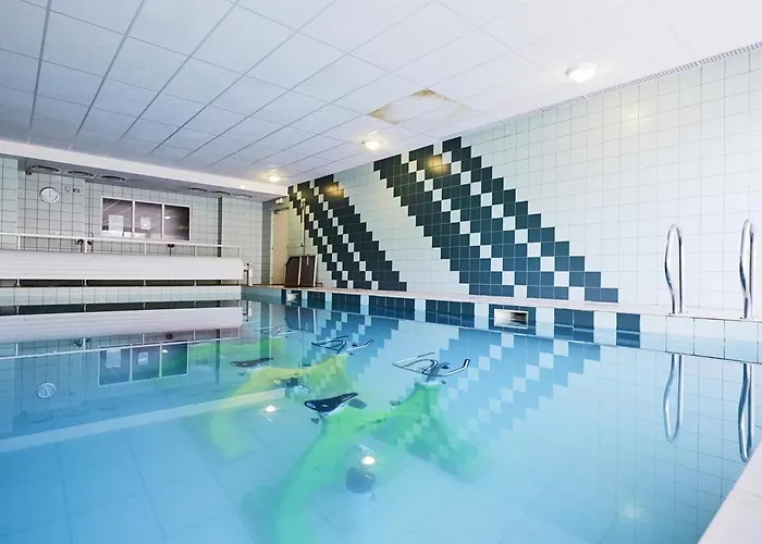 Hotell Kyriad Clermont-ferrand-sud - La Pardieu Clermont-Ferrand