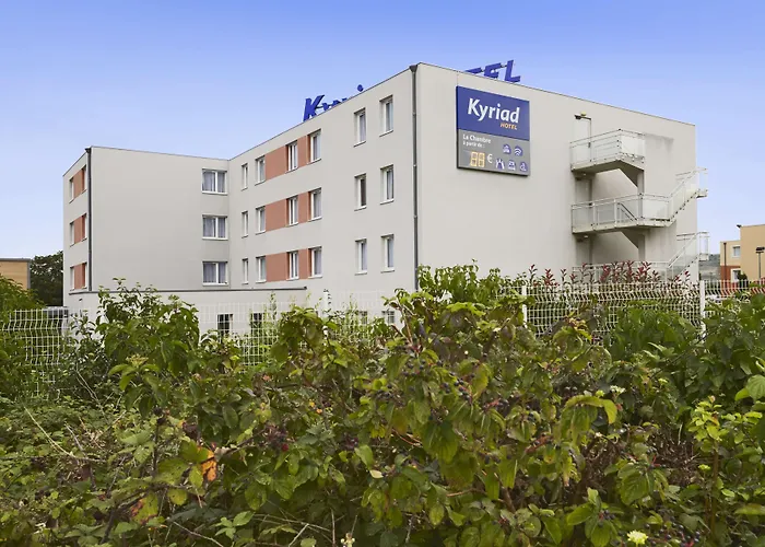 Hotell Kyriad Clermont-ferrand-sud - La Pardieu 3*