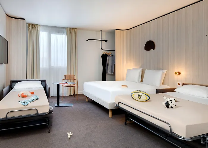 Kyriad Clermont-ferrand-sud - La Pardieu 3*