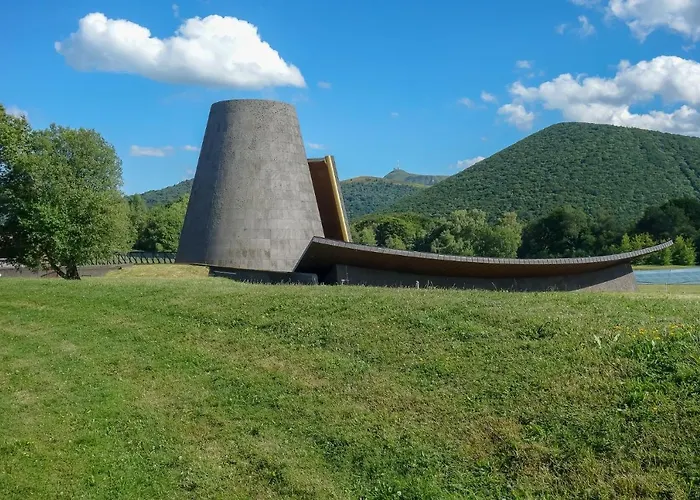 Kyriad Clermont-ferrand-sud - La Pardieu Hotel 3*